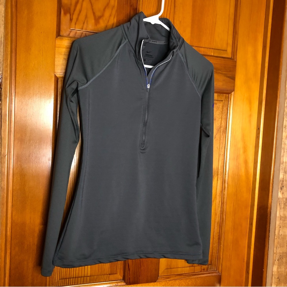Grey Nike pro hyper warm ladies size Medium 1/2 zip pullover